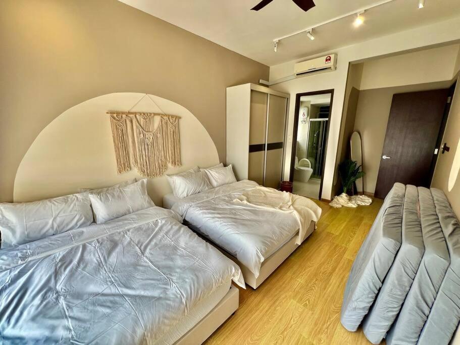 Country Garden Danga Bay Bay Point By R9 Apartment *