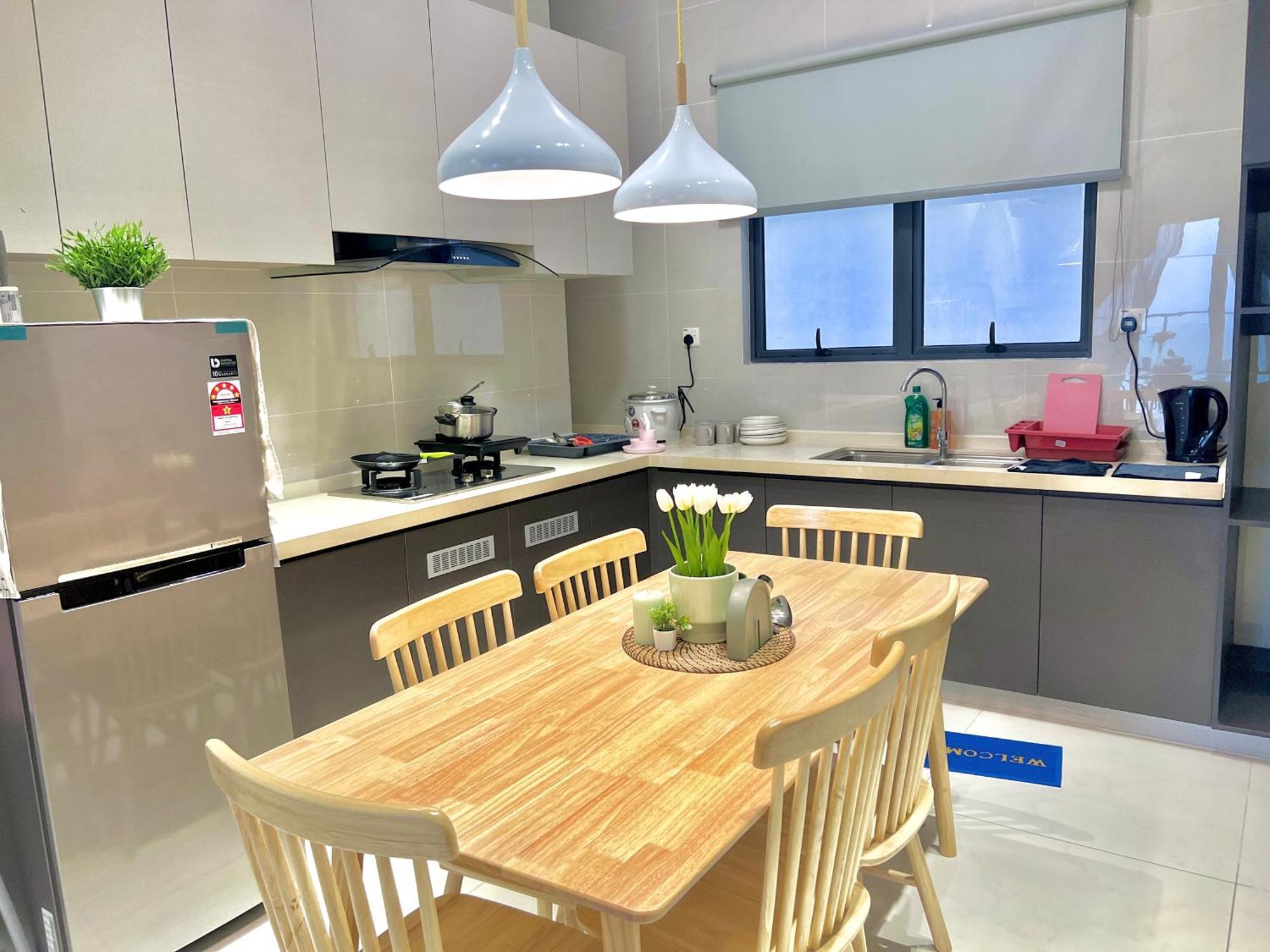 Country Garden Danga Bay Bay Point By R9 * Johor Bahru